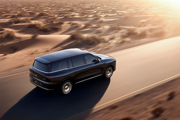 33.69万元起，上汽旗舰?智己LS9正式开启预售 以全球巅峰科技，颠覆30万级大六座SUV格局