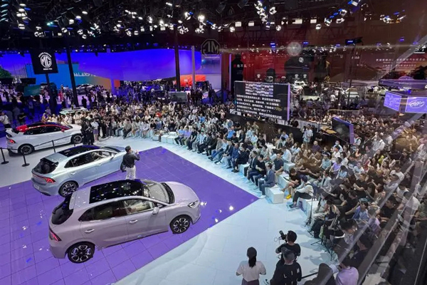 杏运平台:以创新驱动变革 以用户定义价值